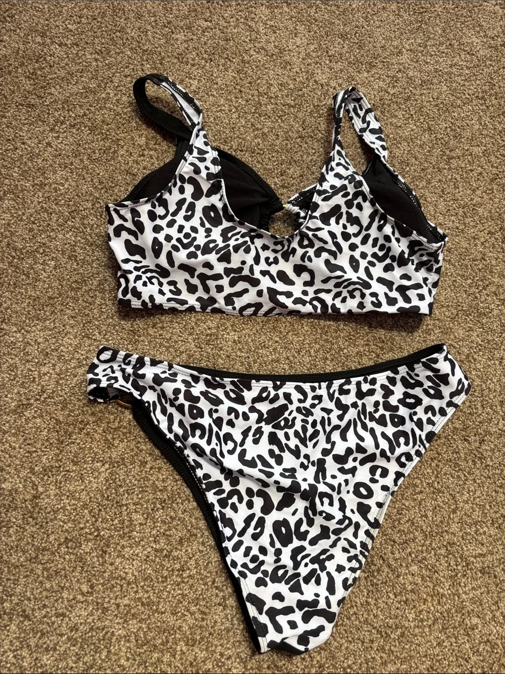 Black & White Leopard Print Ring-Accent Women's Bikini
